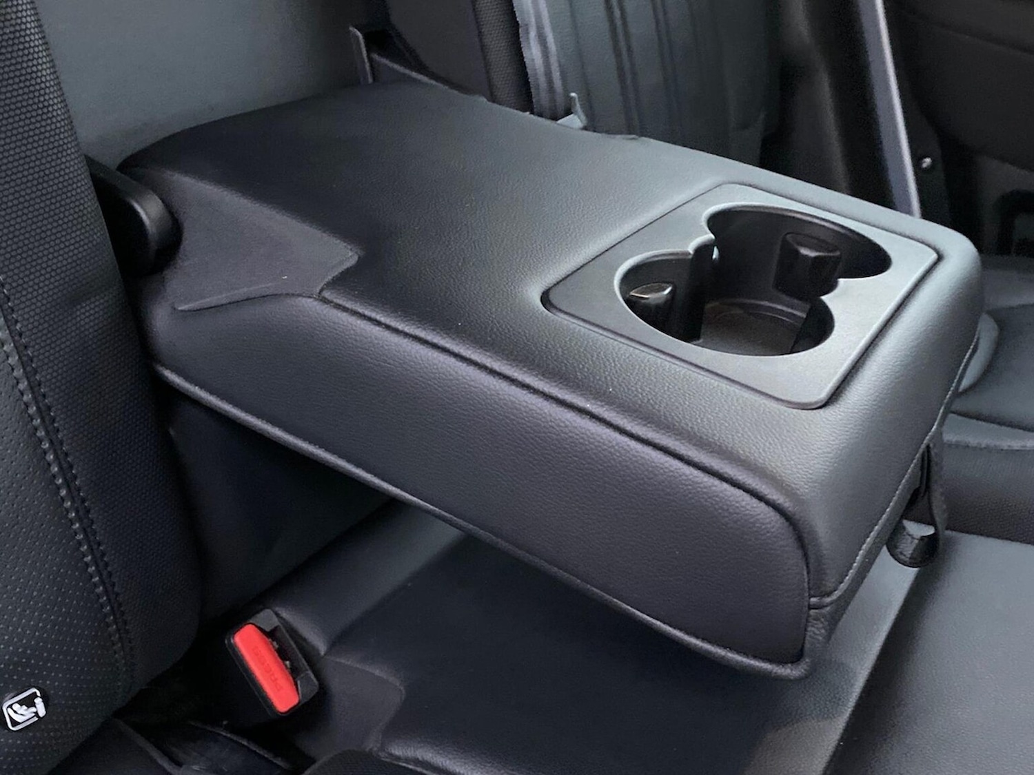 Used Land Rover Defender 2021 for sale - 76879716: Photo 22