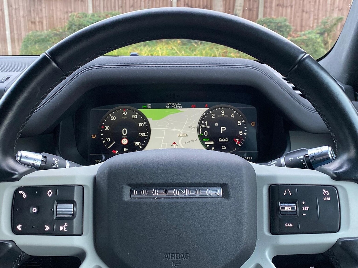 Used Land Rover Defender 2021 for sale - 76879716: Photo 27