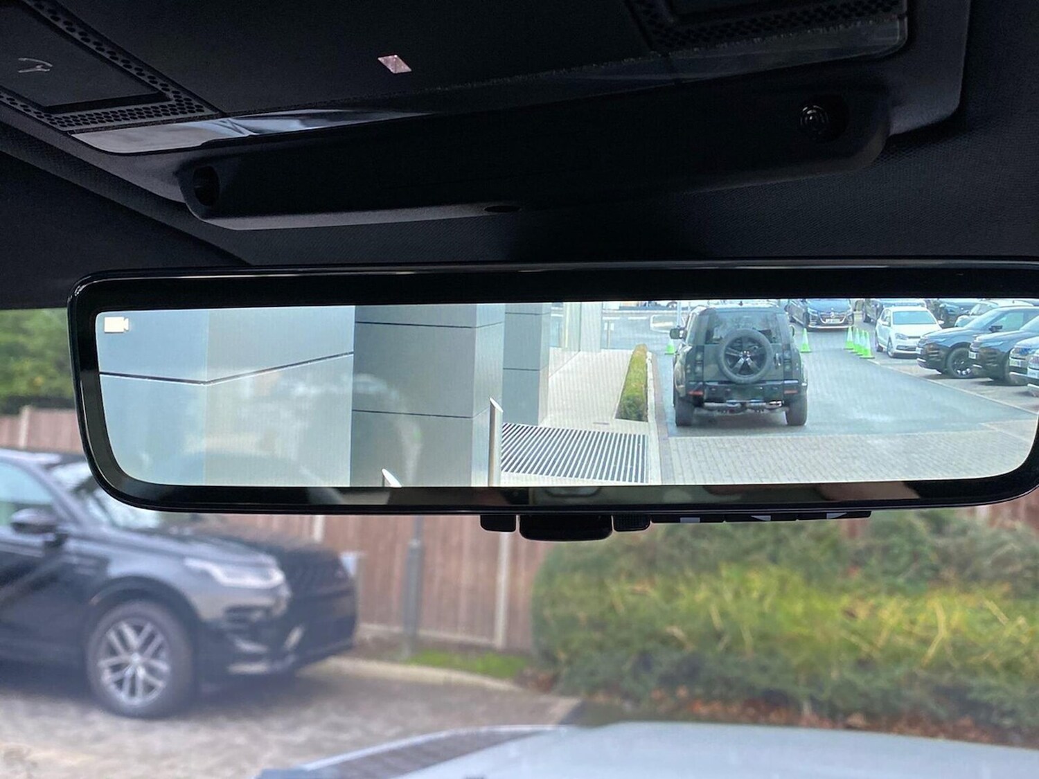 Used Land Rover Defender 2021 for sale - 76879716: Photo 33