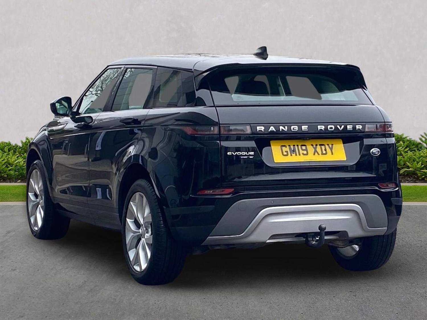 Used Land Rover Range Rover Evoque 2019 for sale - 78011611: Photo 2