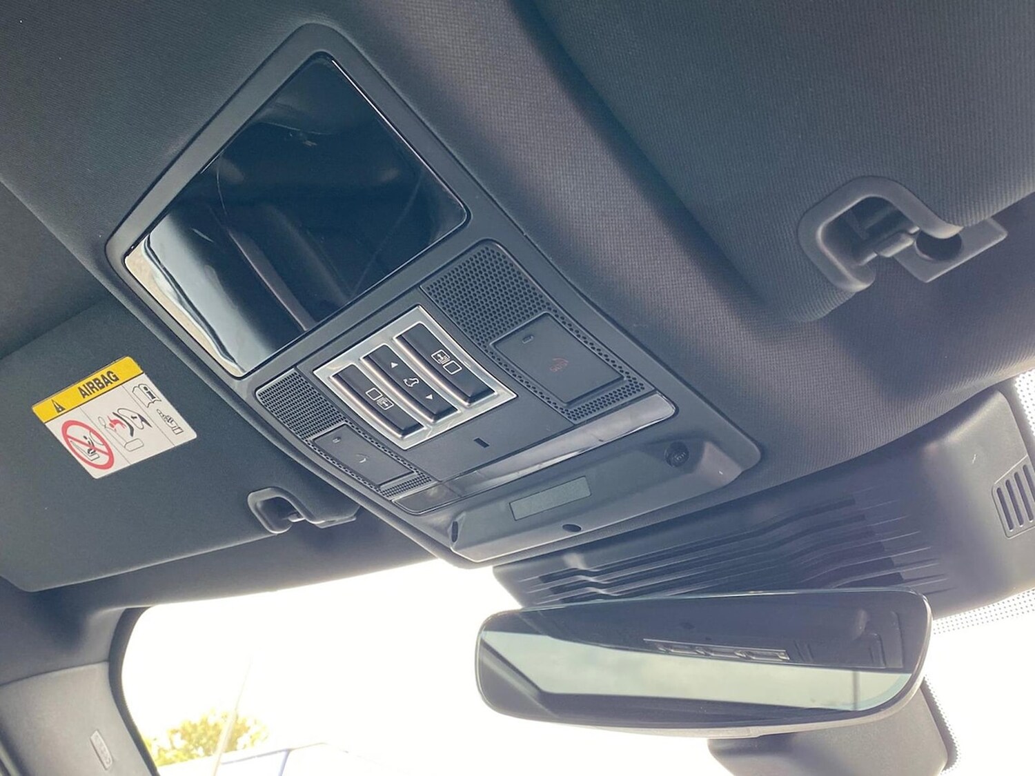 Used Land Rover Discovery 2024 for sale - 76198378: Photo 22