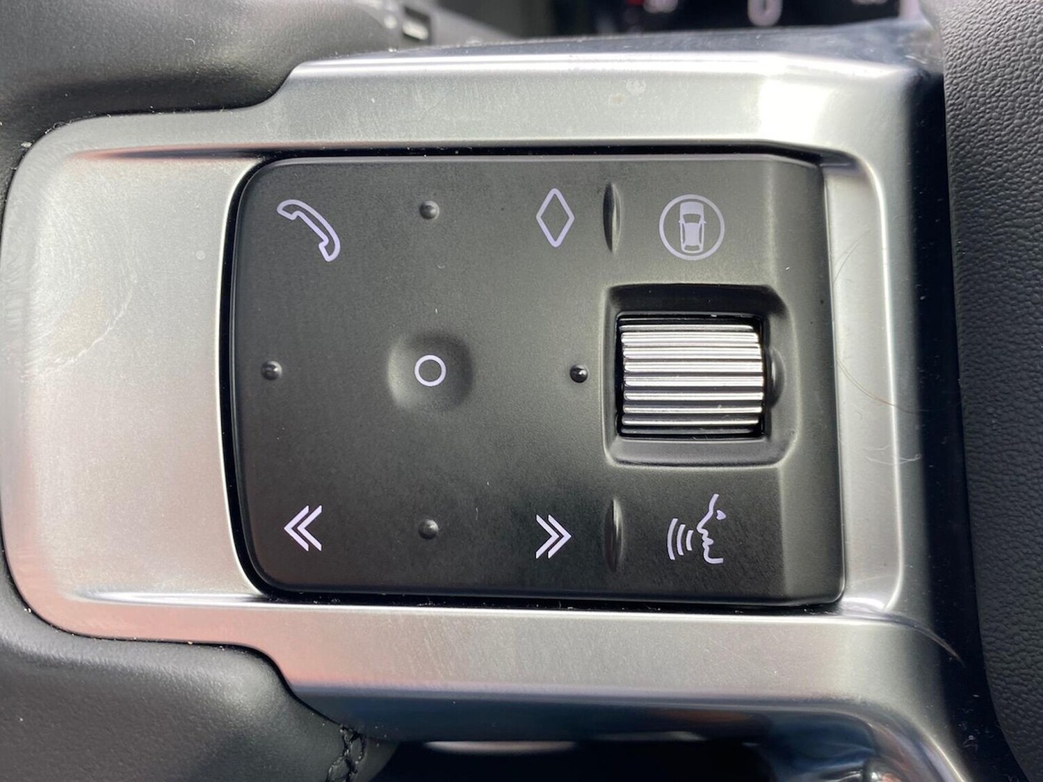 Used Land Rover Discovery 2024 for sale - 76198378: Photo 28