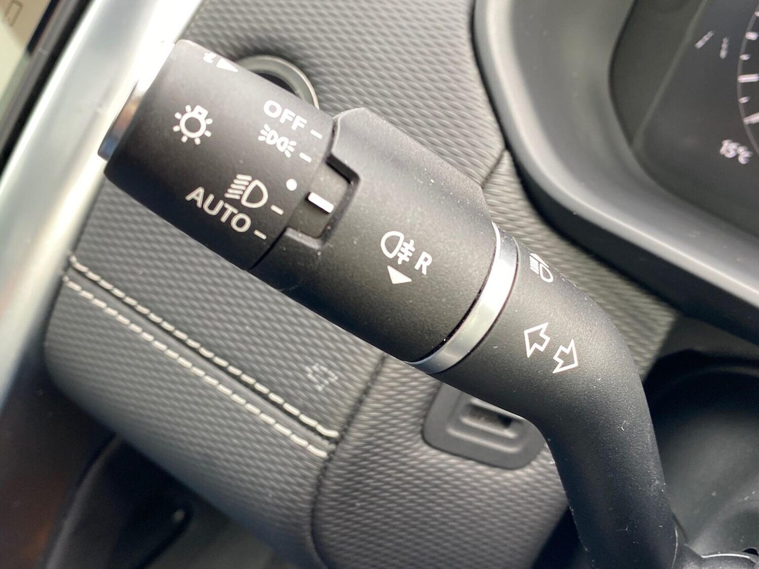 Used Land Rover Discovery 2024 for sale - 76198378: Photo 31