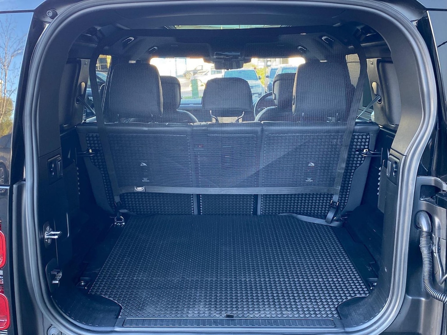 Used Land Rover Defender 2023 for sale - 76906371: Photo 10