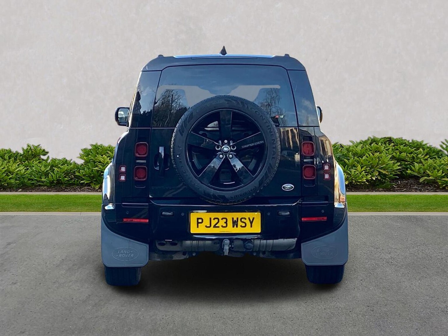 Used Land Rover Defender 2023 for sale - 76906371: Photo 6