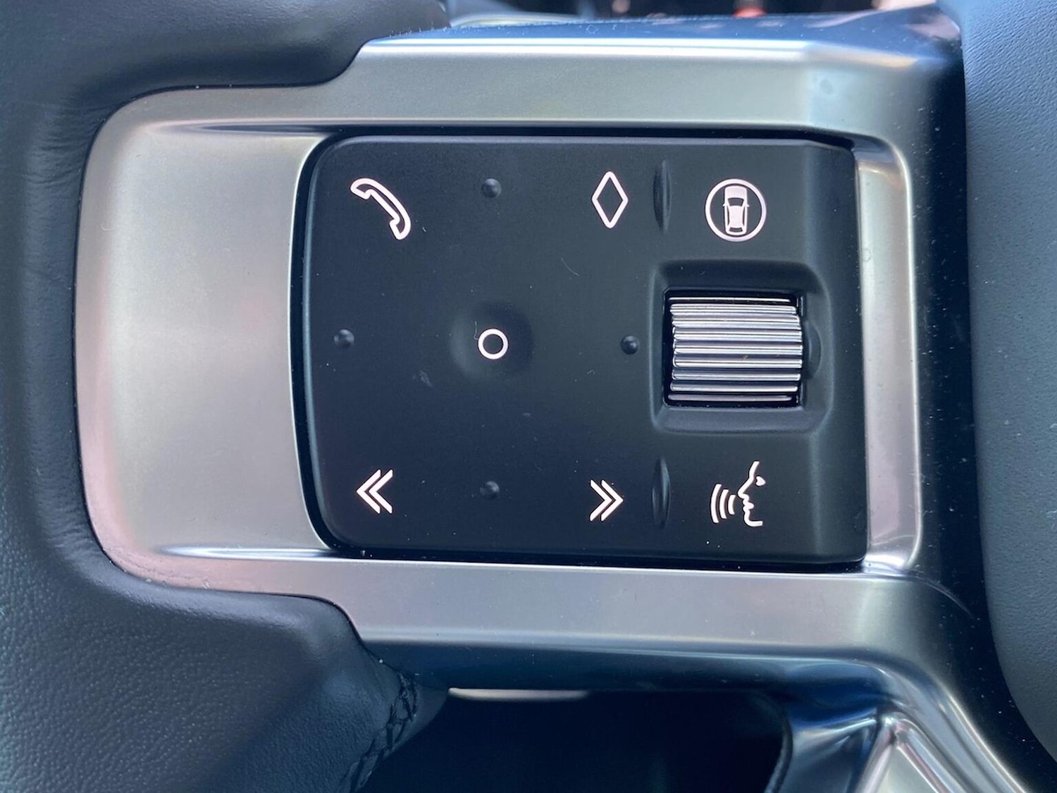 Used Land Rover Discovery 2025 for sale - 78193741: Photo 38