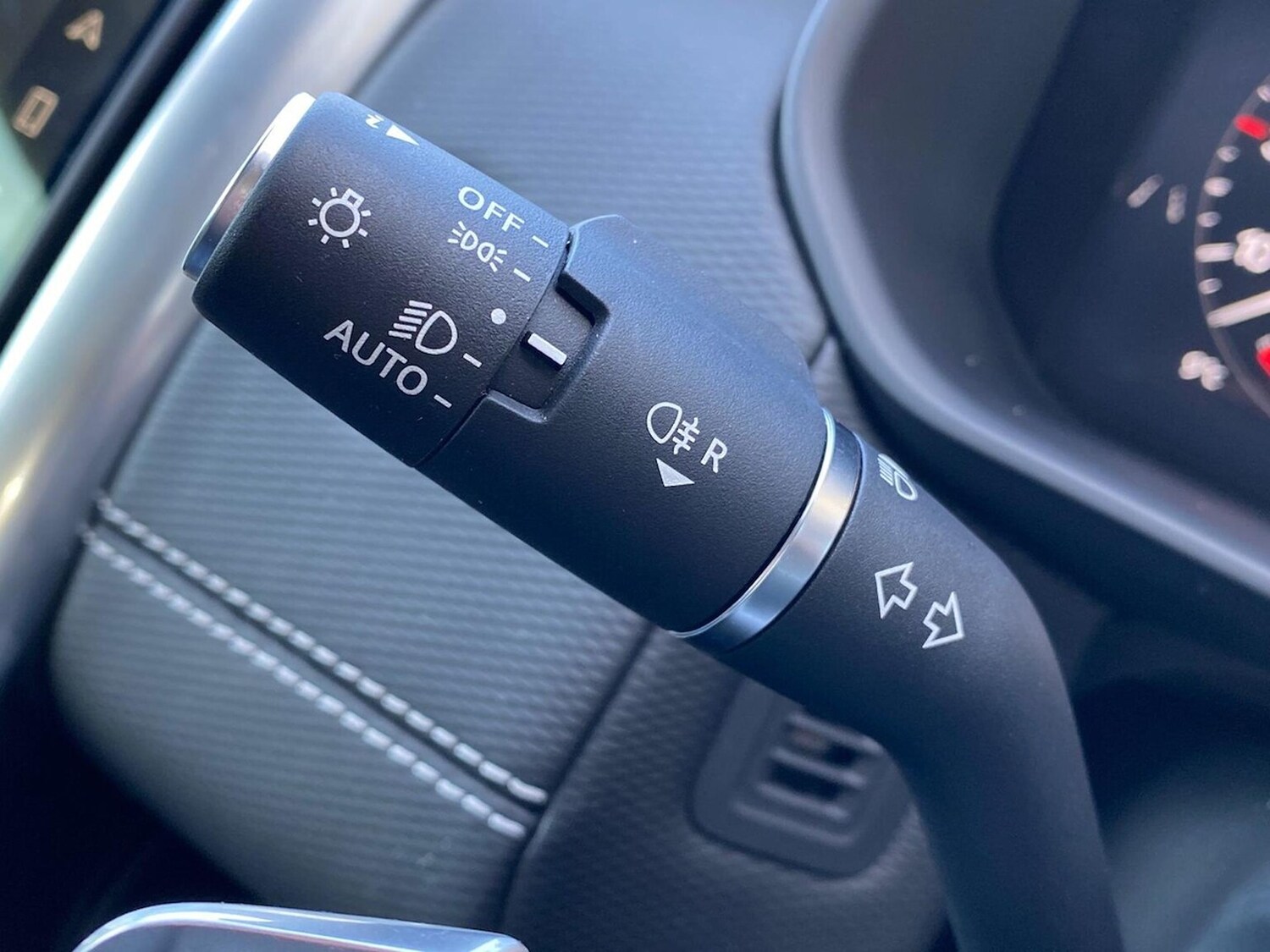 Used Land Rover Discovery 2025 for sale - 78193741: Photo 40