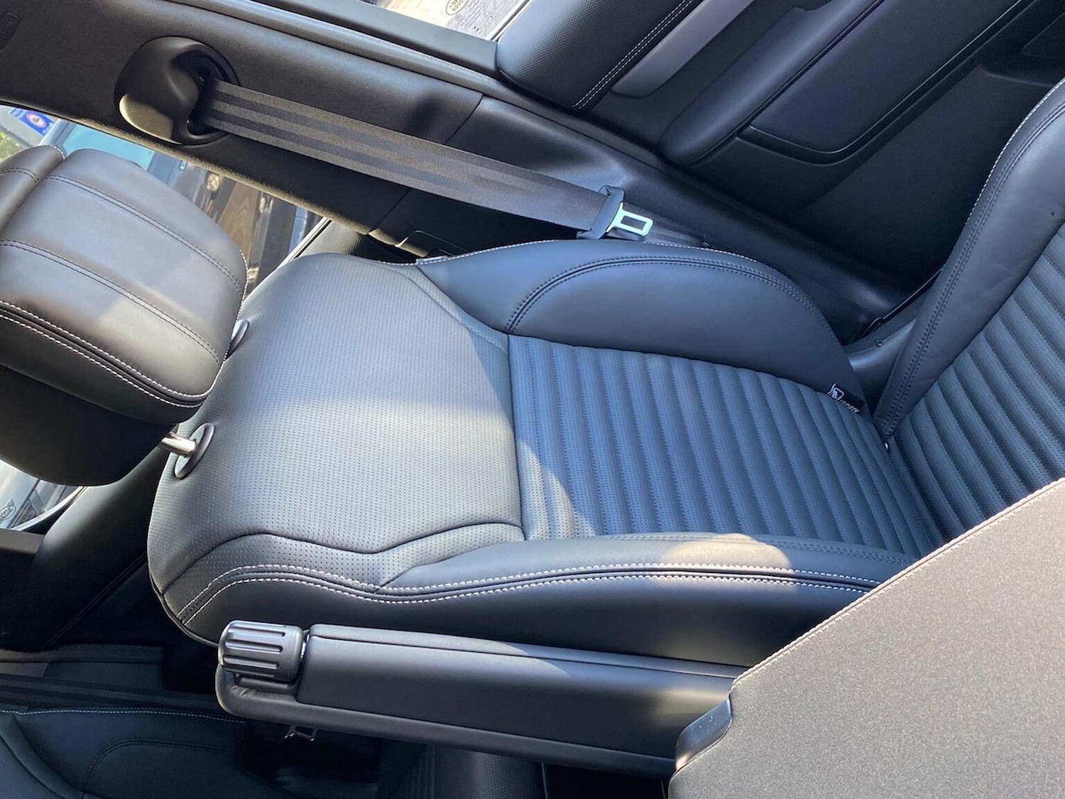 Used Land Rover Discovery 2025 for sale - 78193741: Photo 45