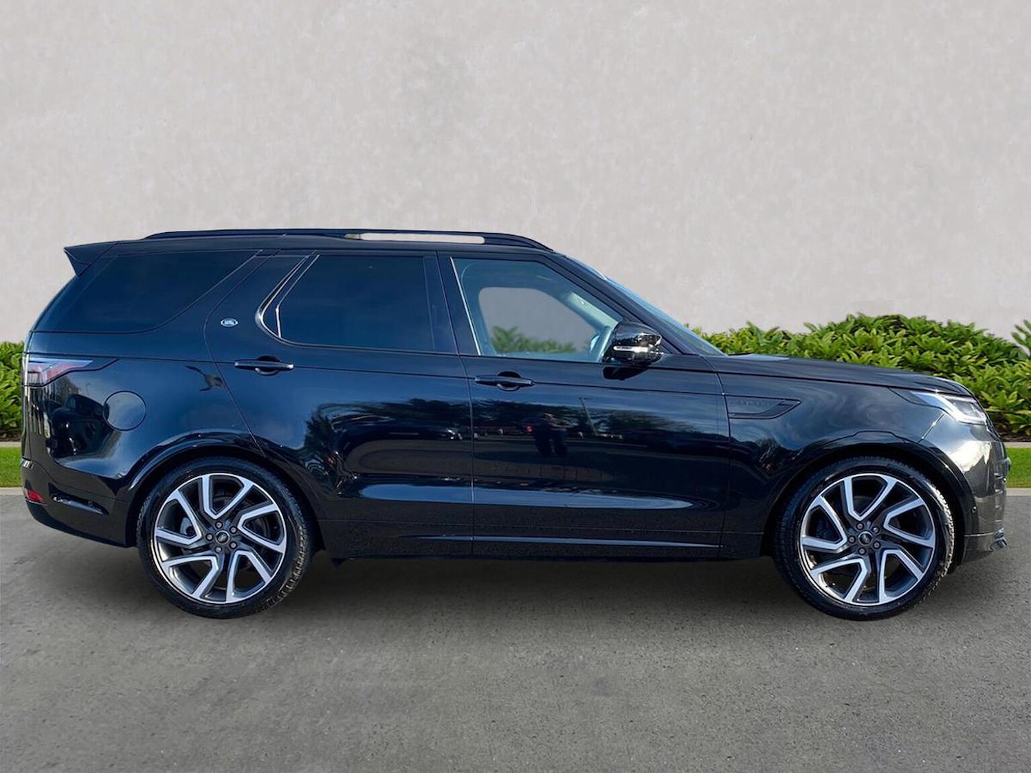 Used Land Rover Discovery 2025 for sale - 78193741: Photo 7