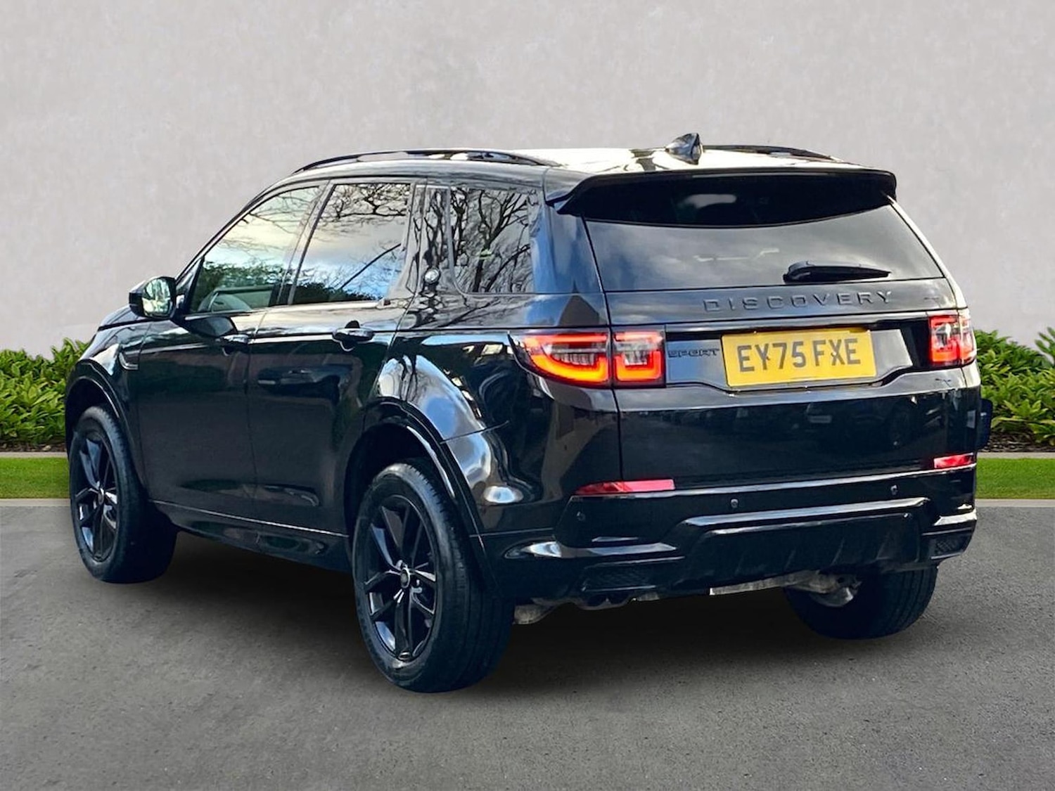 Used Land Rover Discovery Sport 2025 for sale - 77487787: Photo 2