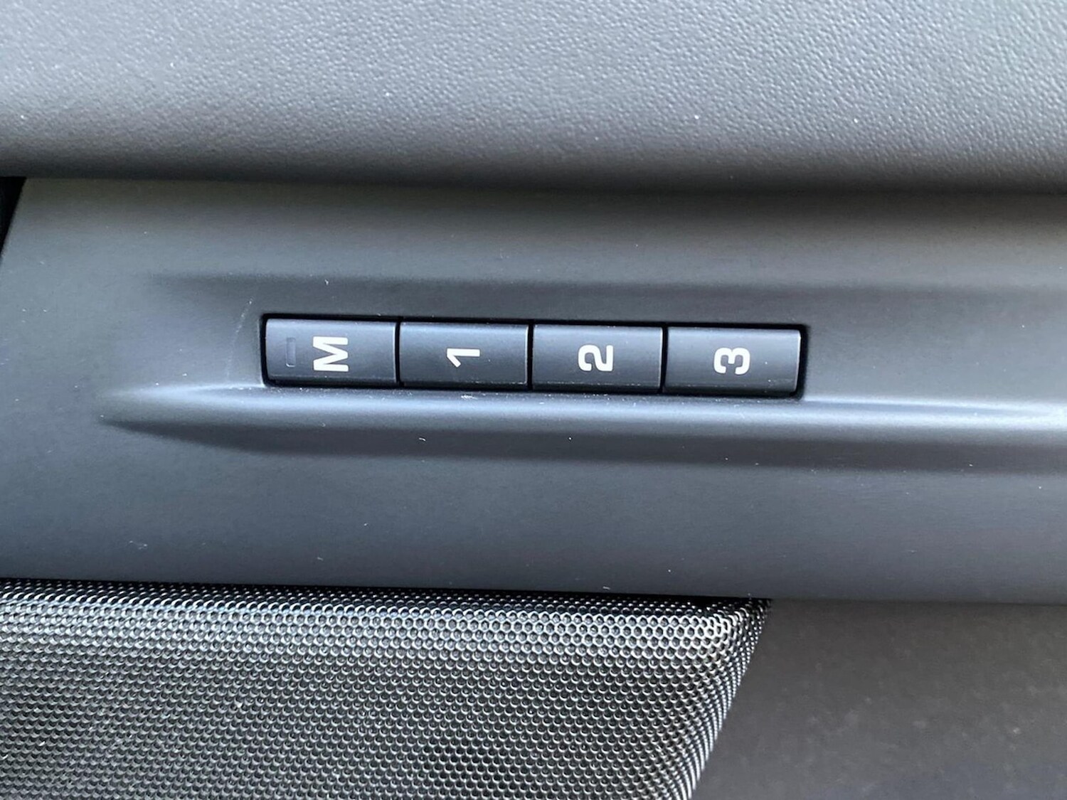 Used Land Rover Range Rover Evoque 2025 for sale - 77487836: Photo 24