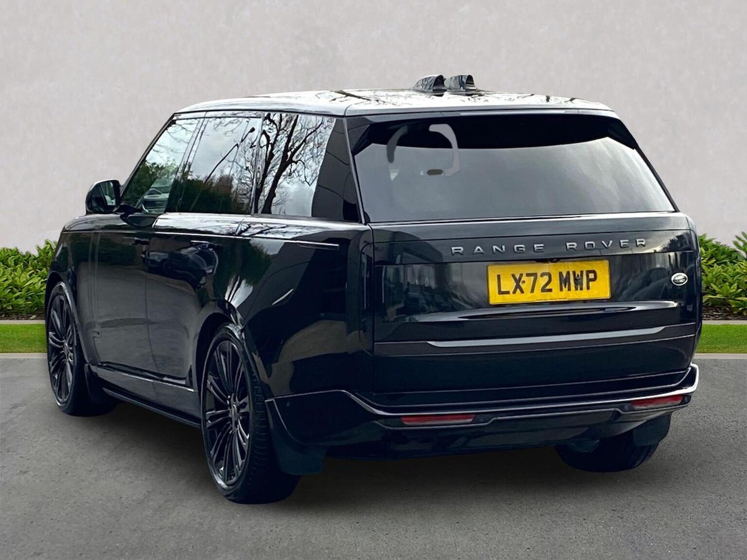 Used Land Rover Range Rover 2022 for sale - 77980024: Photo 2