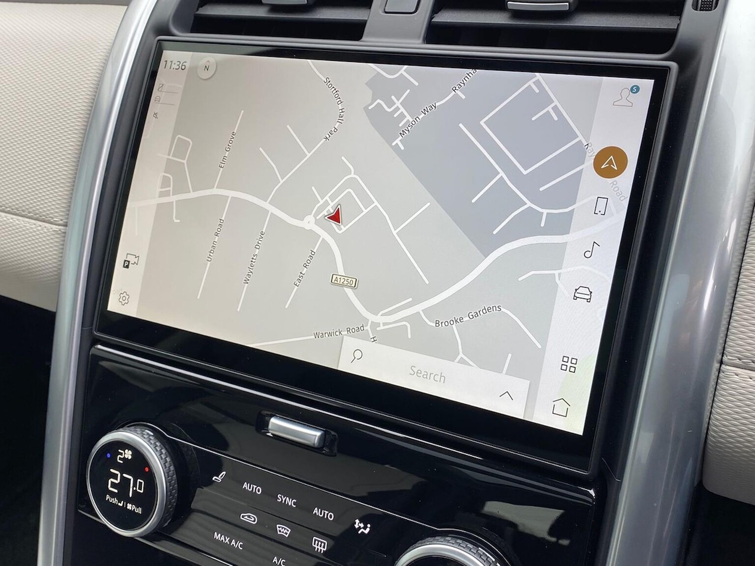 Used Land Rover Discovery 2025 for sale - 78193754: Photo 13