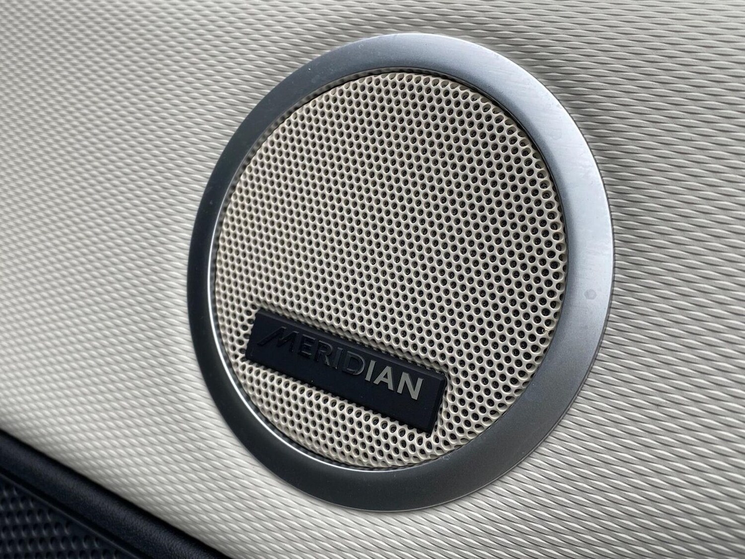 Used Land Rover Discovery 2025 for sale - 78193754: Photo 26