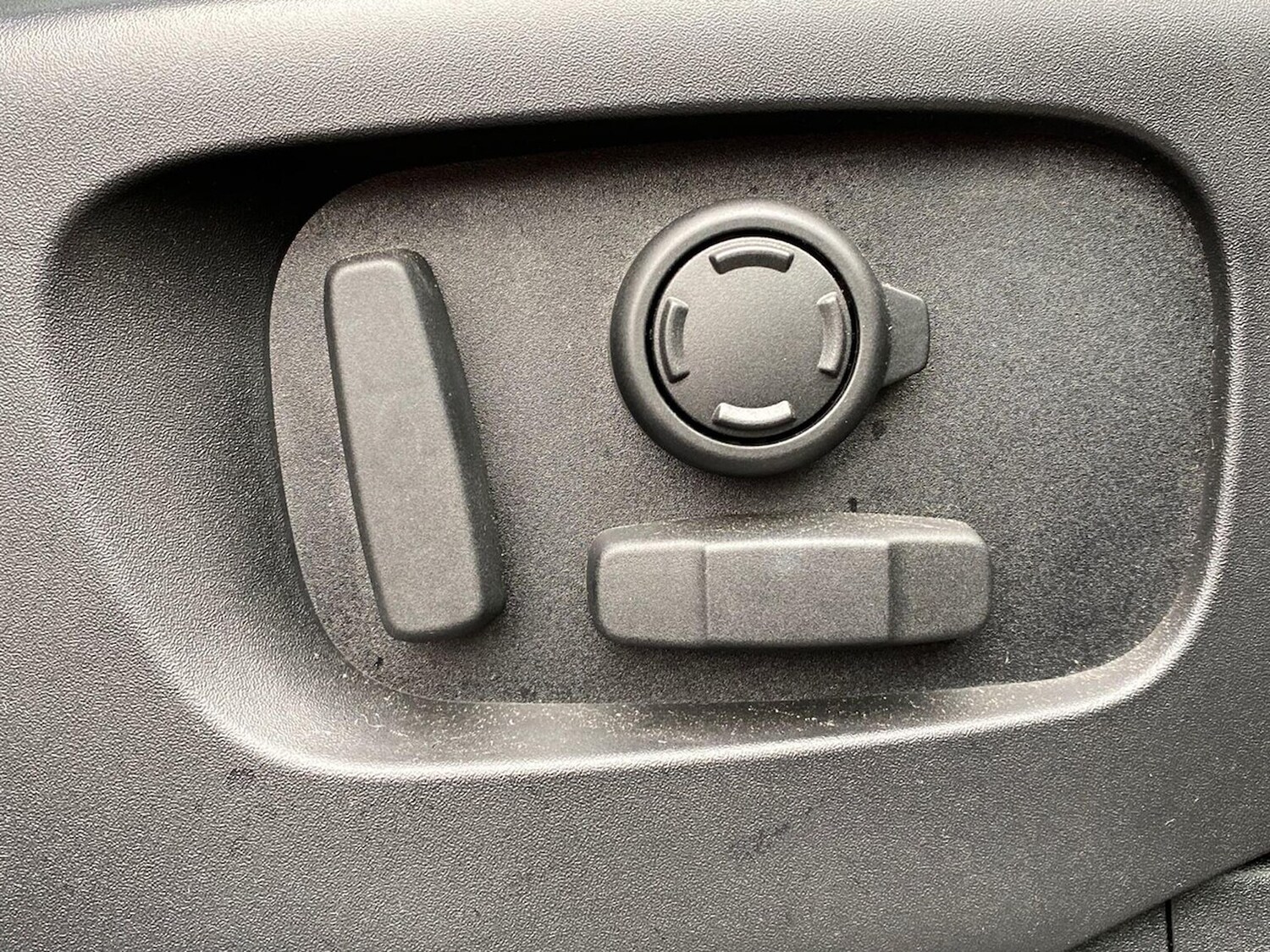 Used Land Rover Discovery 2025 for sale - 78193754: Photo 28