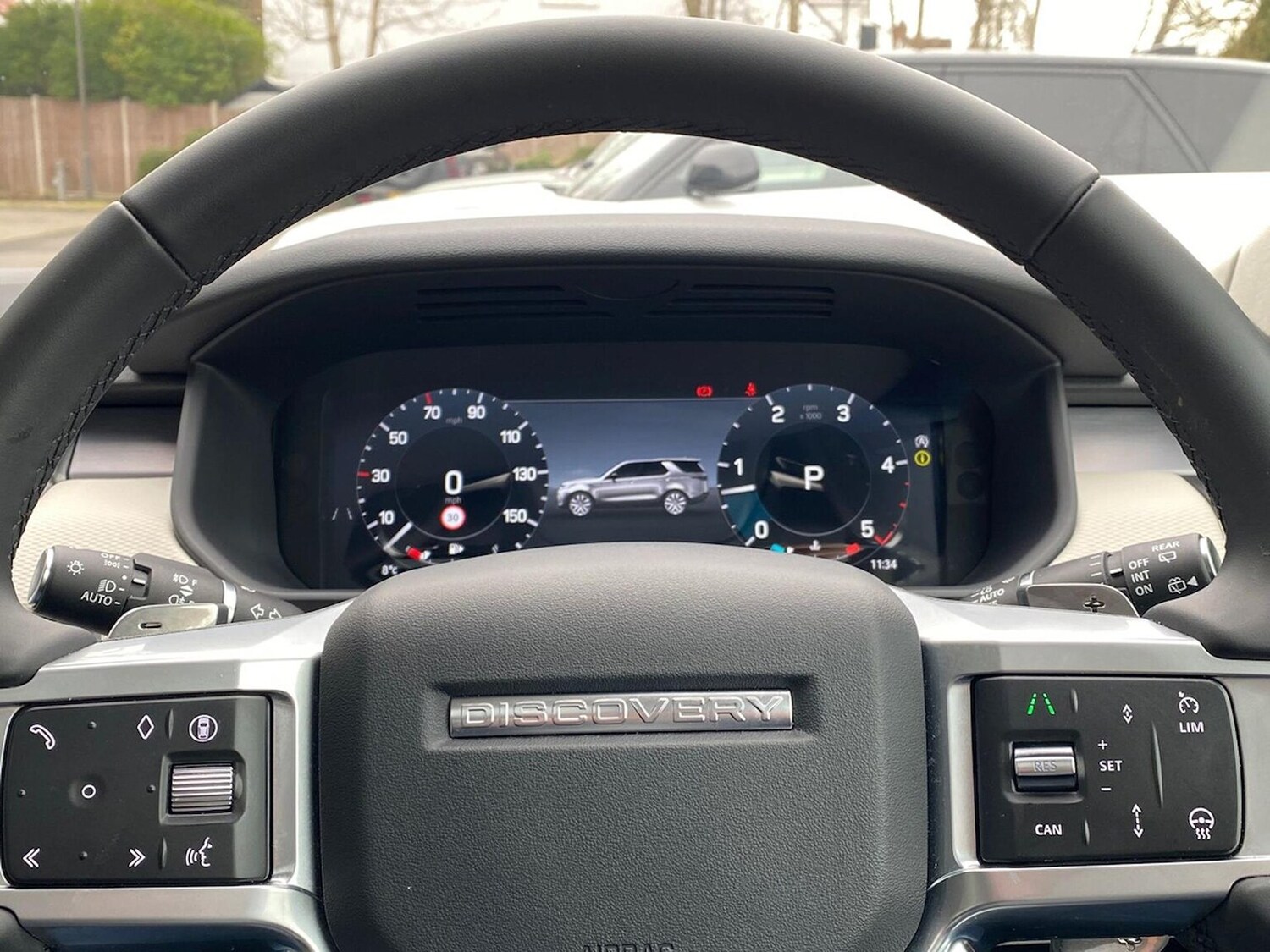 Used Land Rover Discovery 2025 for sale - 78193754: Photo 37