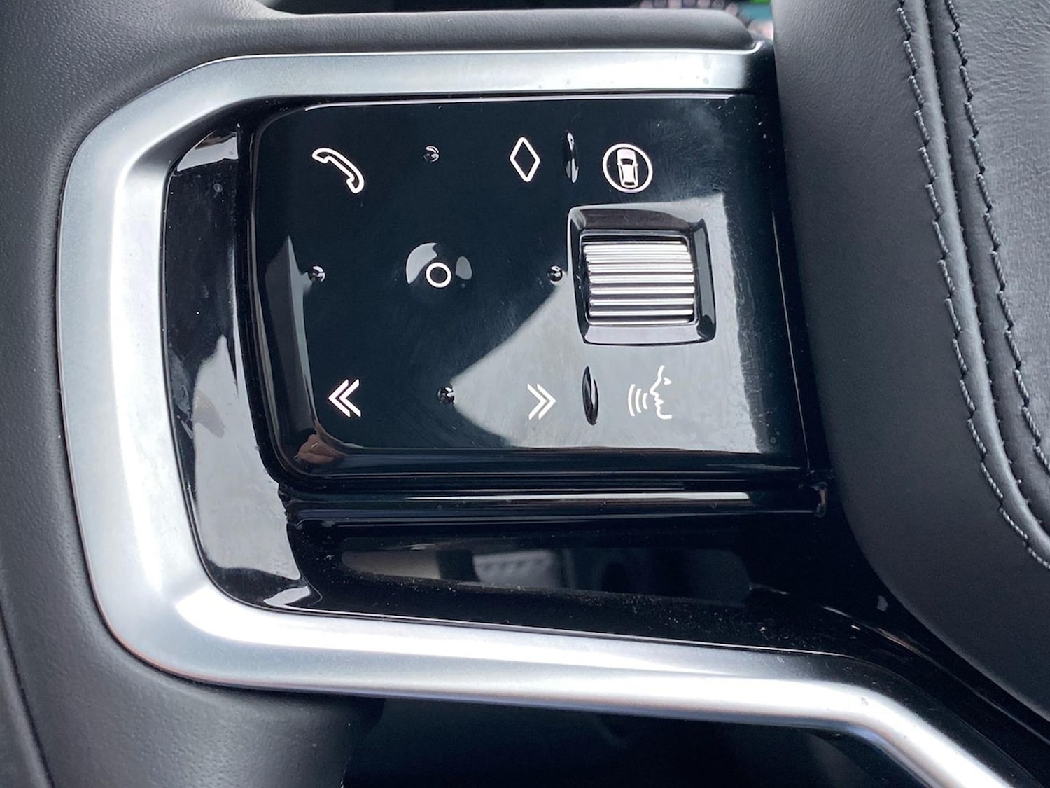 Used Land Rover Discovery Sport 2025 for sale - 77487782: Photo 34