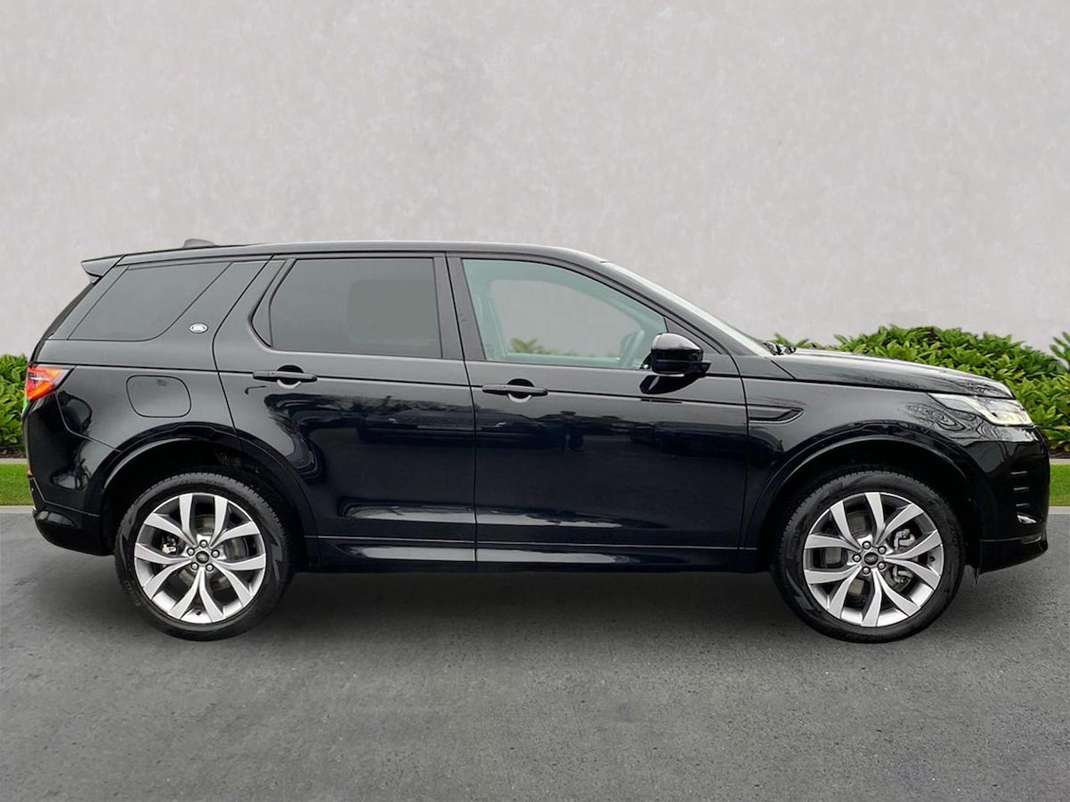 Used Land Rover Discovery Sport 2025 for sale - 77487782: Photo 5