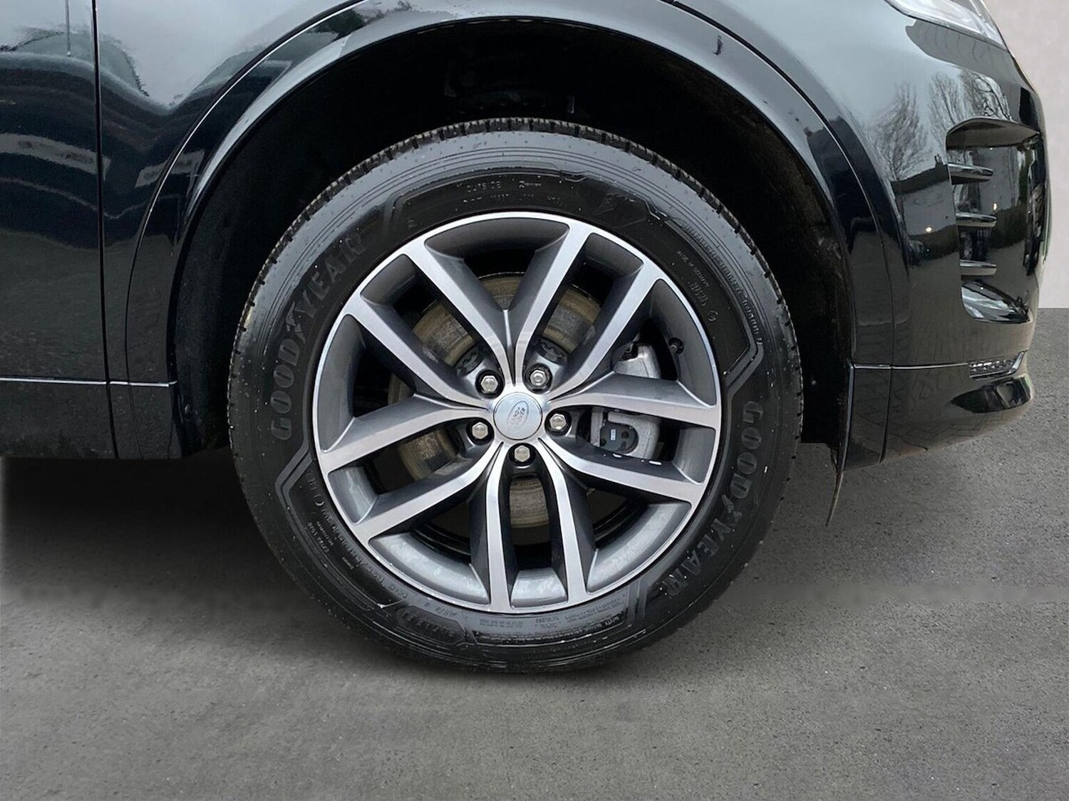 Used Land Rover Discovery Sport 2025 for sale - 77487785: Photo 8