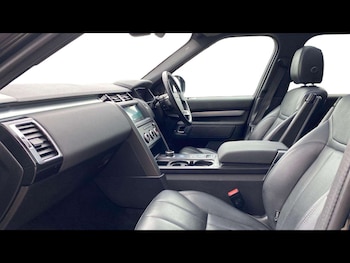 Used Land Rover Discovery 2019 for sale - 78360269: Photo