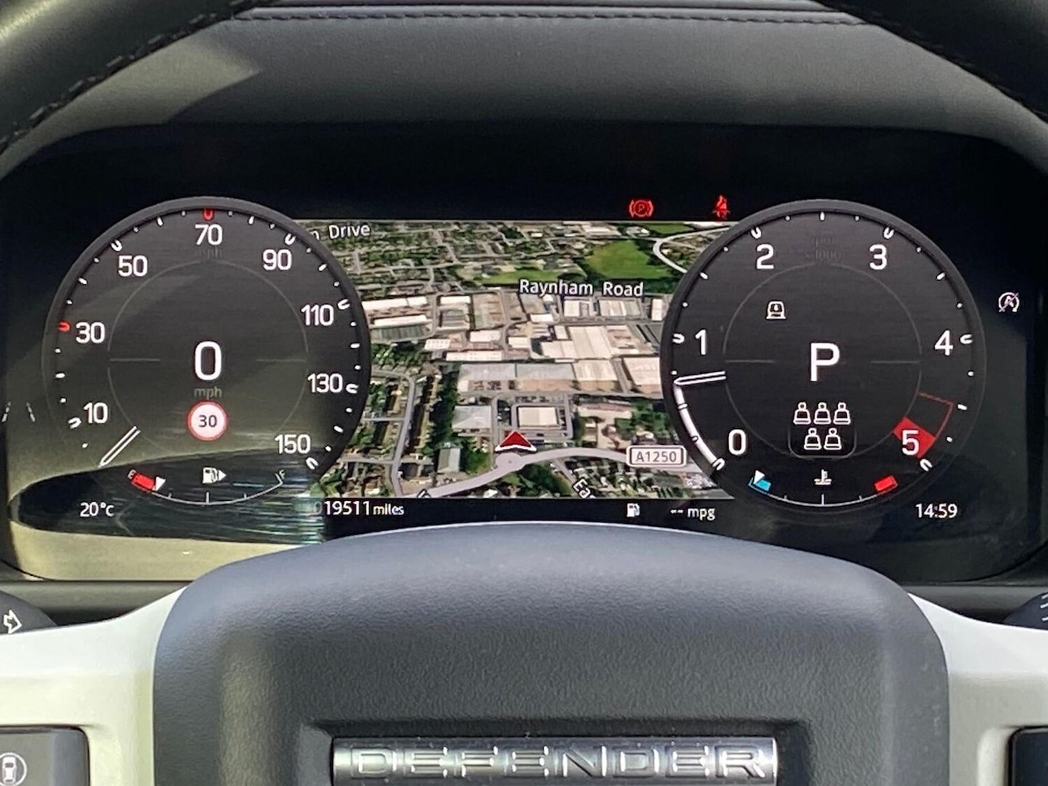 Used Land Rover Defender 2023 for sale - 76037184: Photo 16