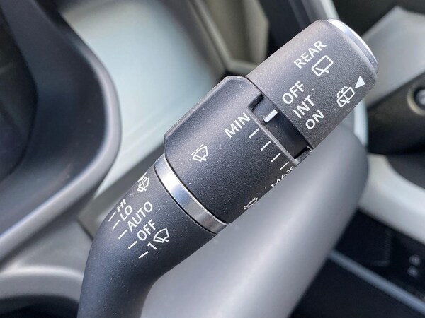 Used Land Rover Defender 2023 for sale - 76037184: Photo 34