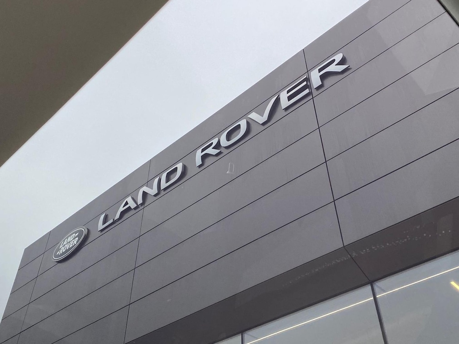 Used Land Rover Range Rover Velar 2024 for sale - 77792948: Photo 43