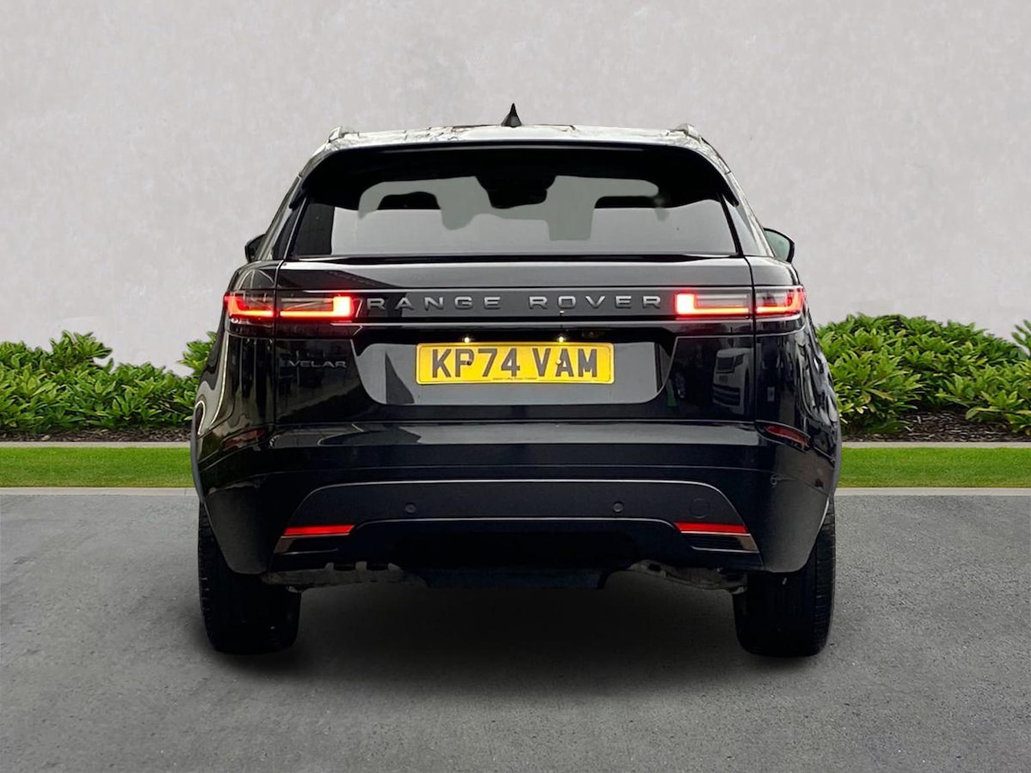 Used Land Rover Range Rover Velar 2024 for sale - 77792948: Photo 6