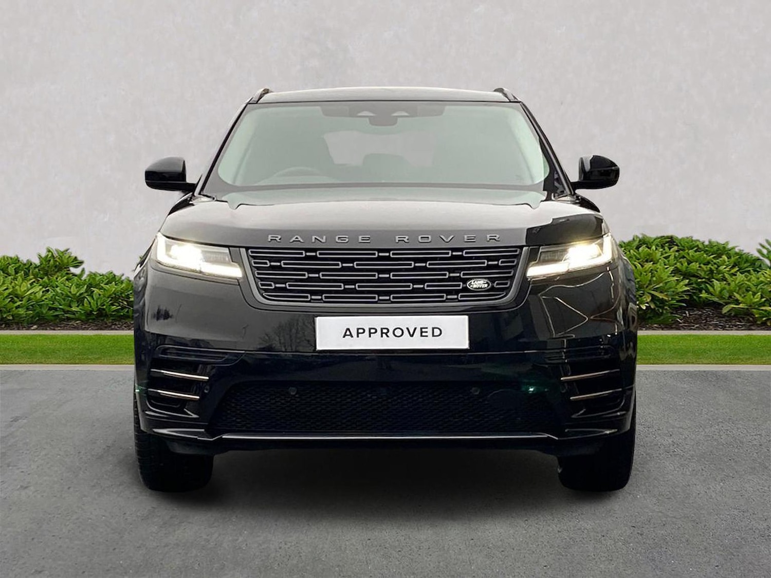 Used Land Rover Range Rover Velar 2024 for sale - 77792948: Photo 7