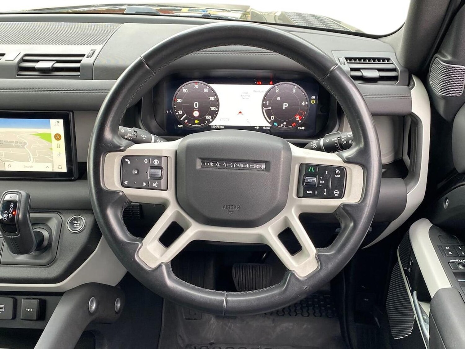 Used Land Rover Defender 2024 for sale - 76694618: Photo 15