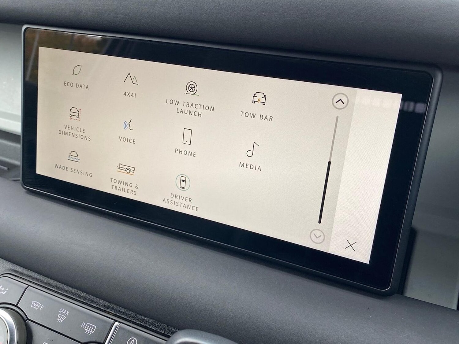 Used Land Rover Defender 2024 for sale - 76694618: Photo 22