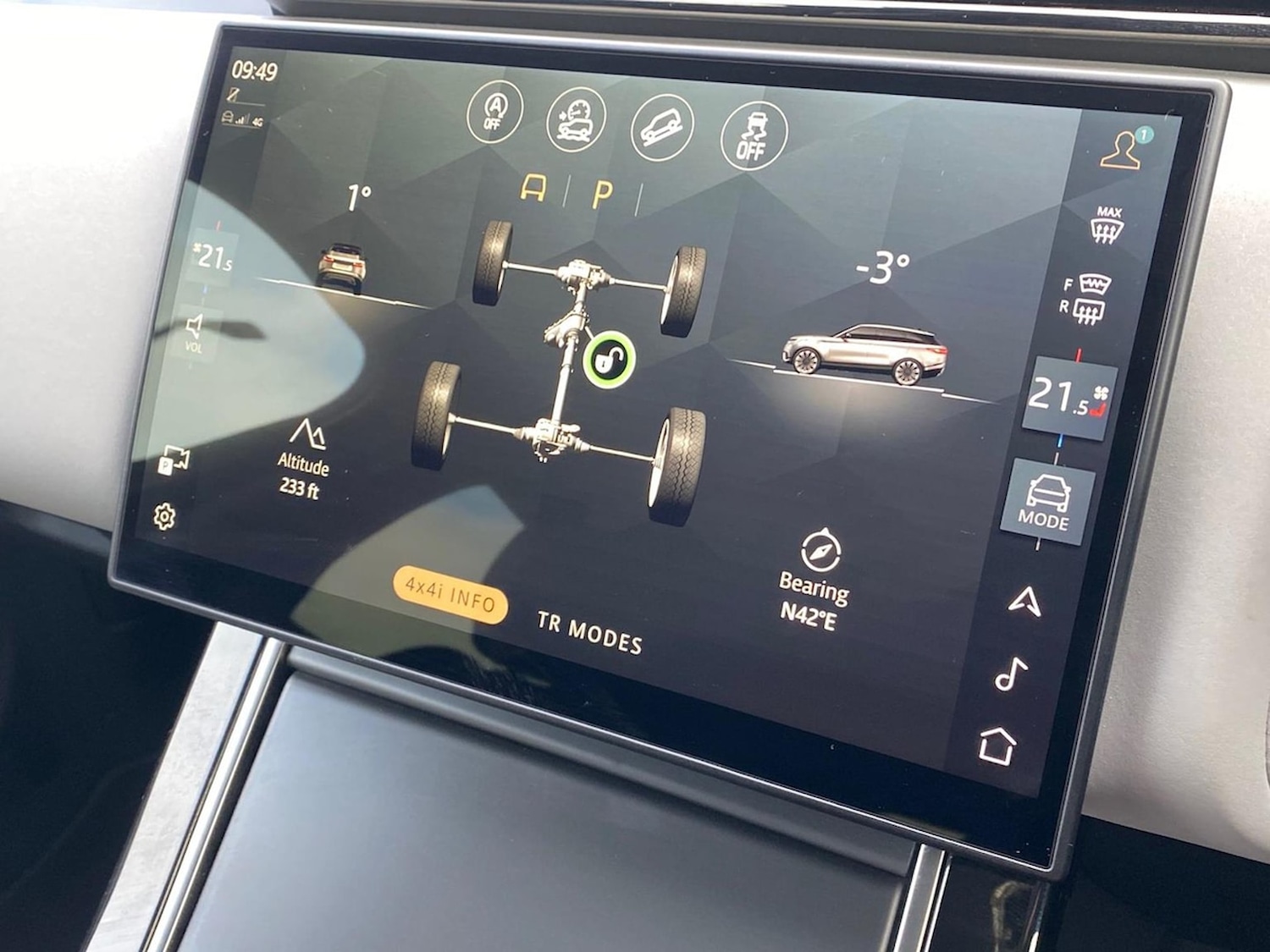 Used Land Rover Range Rover Velar 2023 for sale - 76687337: Photo 31