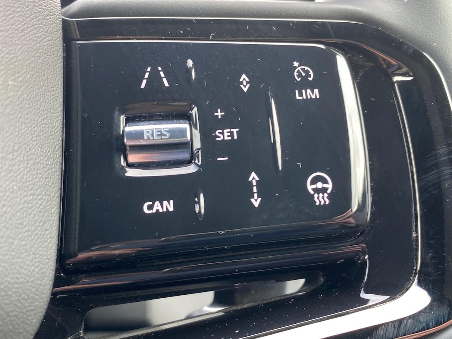 Used Land Rover Range Rover Velar 2023 for sale - 76687337: Photo 34