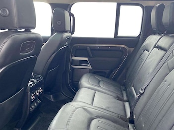 Used Land Rover Defender 2022 for sale - 78310553: Photo