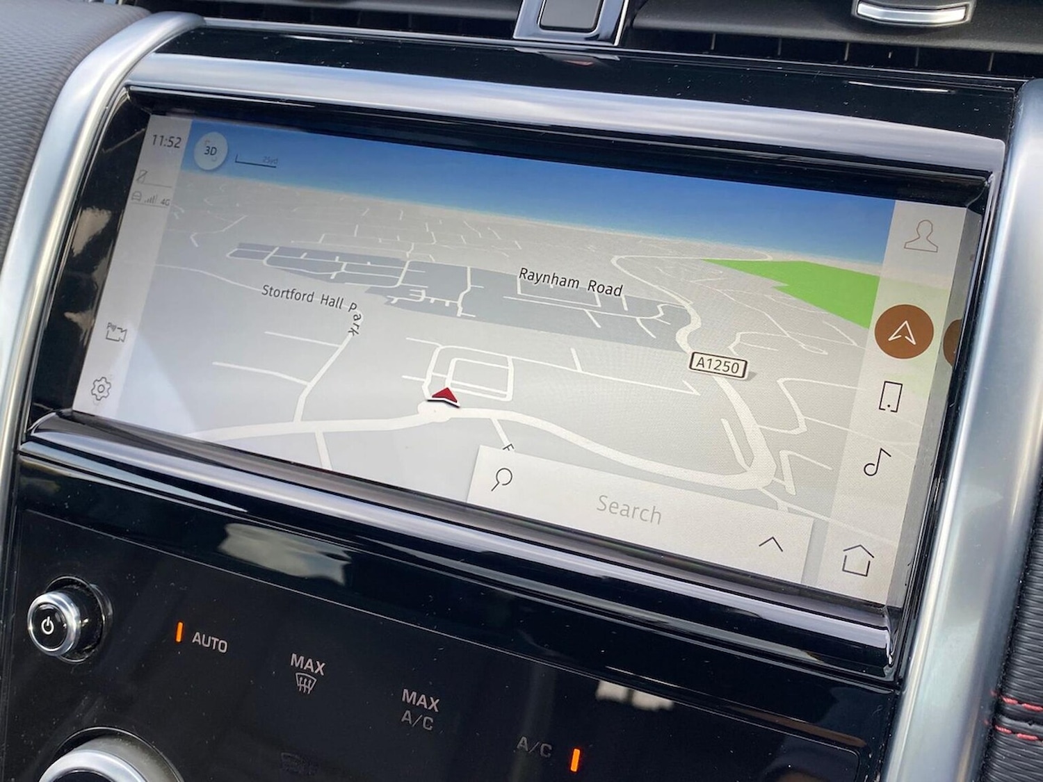 Used Land Rover Discovery Sport 2021 for sale - 76331078: Photo 11