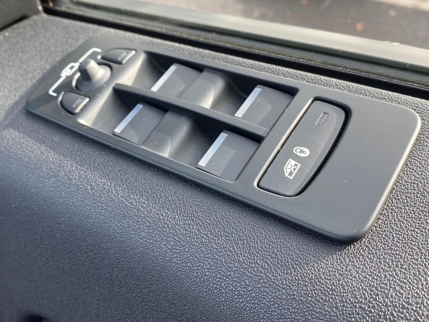 Used Land Rover Discovery Sport 2021 for sale - 76331078: Photo 36