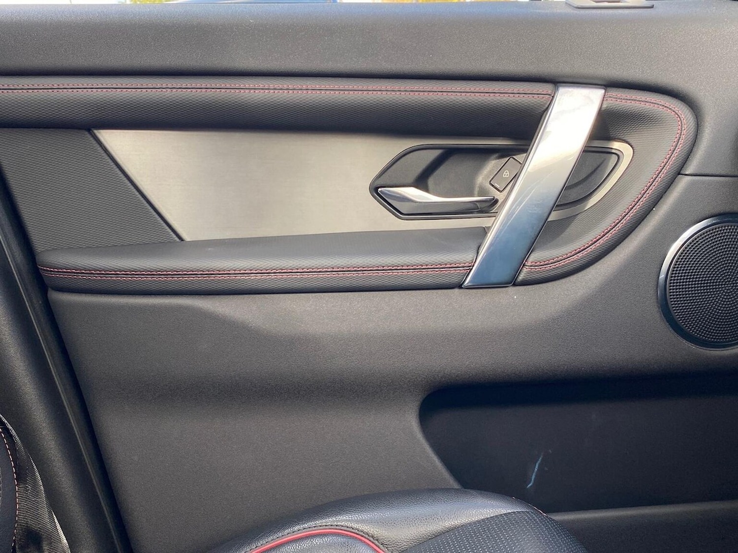 Used Land Rover Discovery Sport 2021 for sale - 76331078: Photo 42