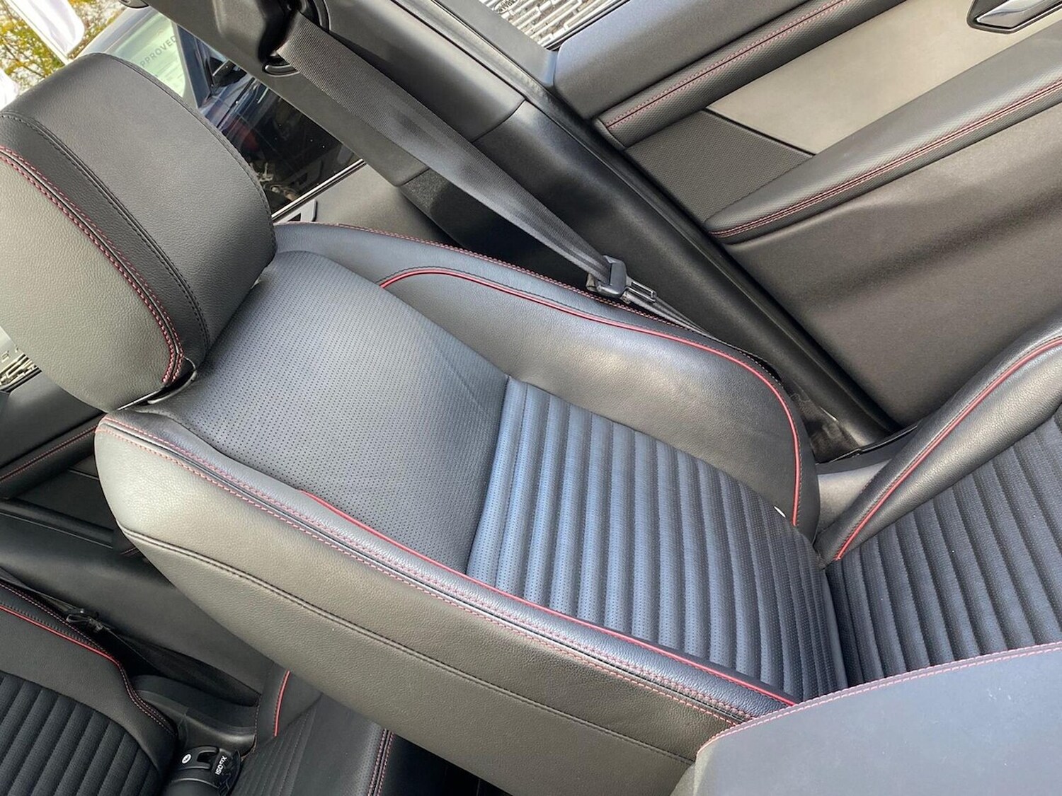 Used Land Rover Discovery Sport 2021 for sale - 76331078: Photo 43