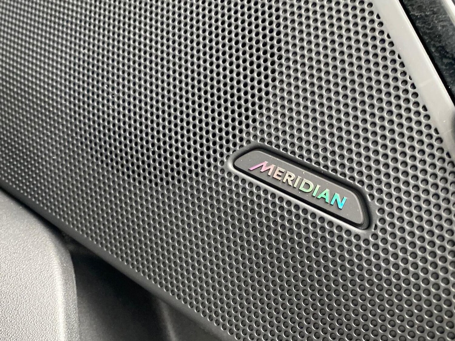 Used Land Rover Range Rover Velar 2024 for sale - 77888657: Photo 25