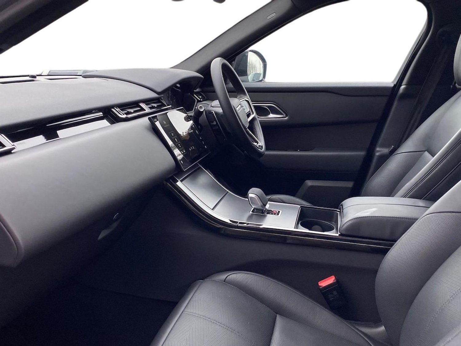 Used Land Rover Range Rover Velar 2024 for sale - 77888657: Photo 3