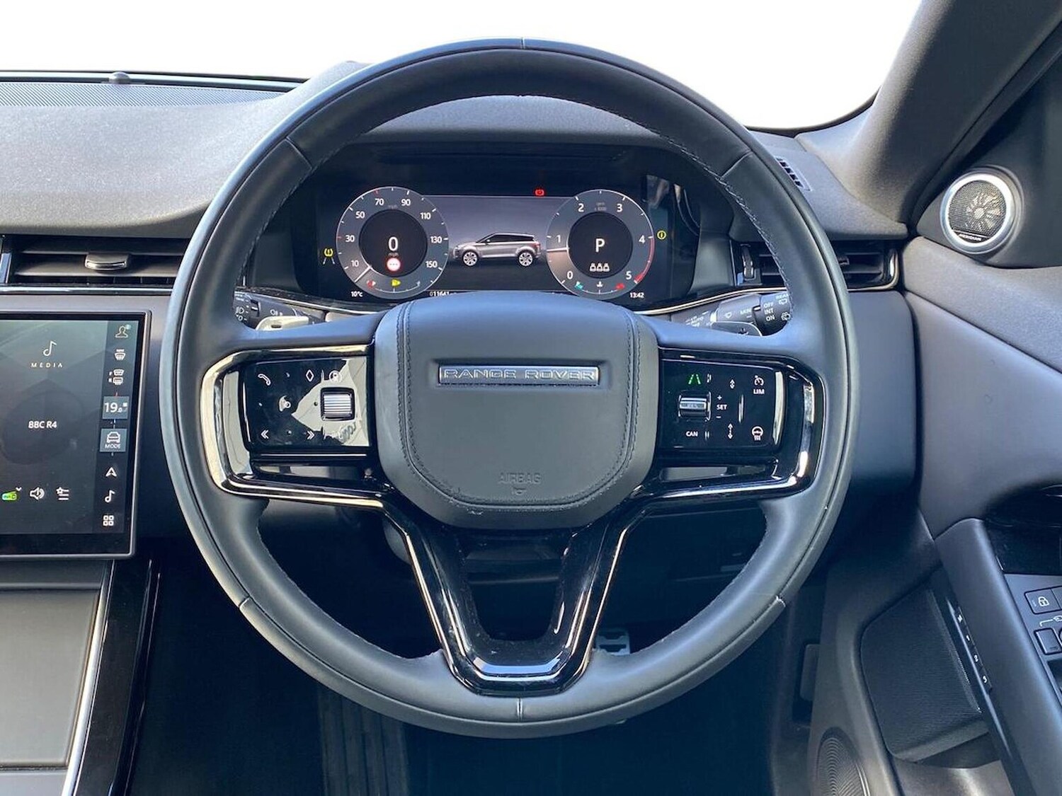 Used Land Rover Range Rover Evoque 2024 for sale - 78193986: Photo 17