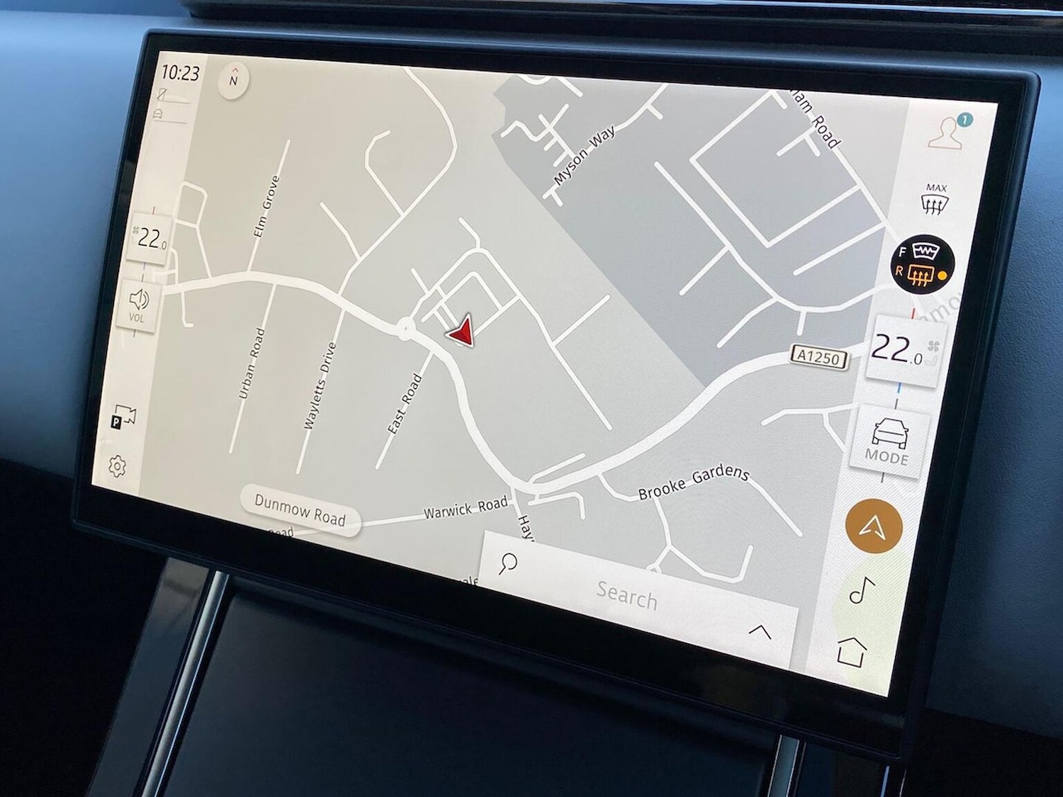 Used Land Rover Range Rover Velar 2024 for sale - 76879723: Photo 11