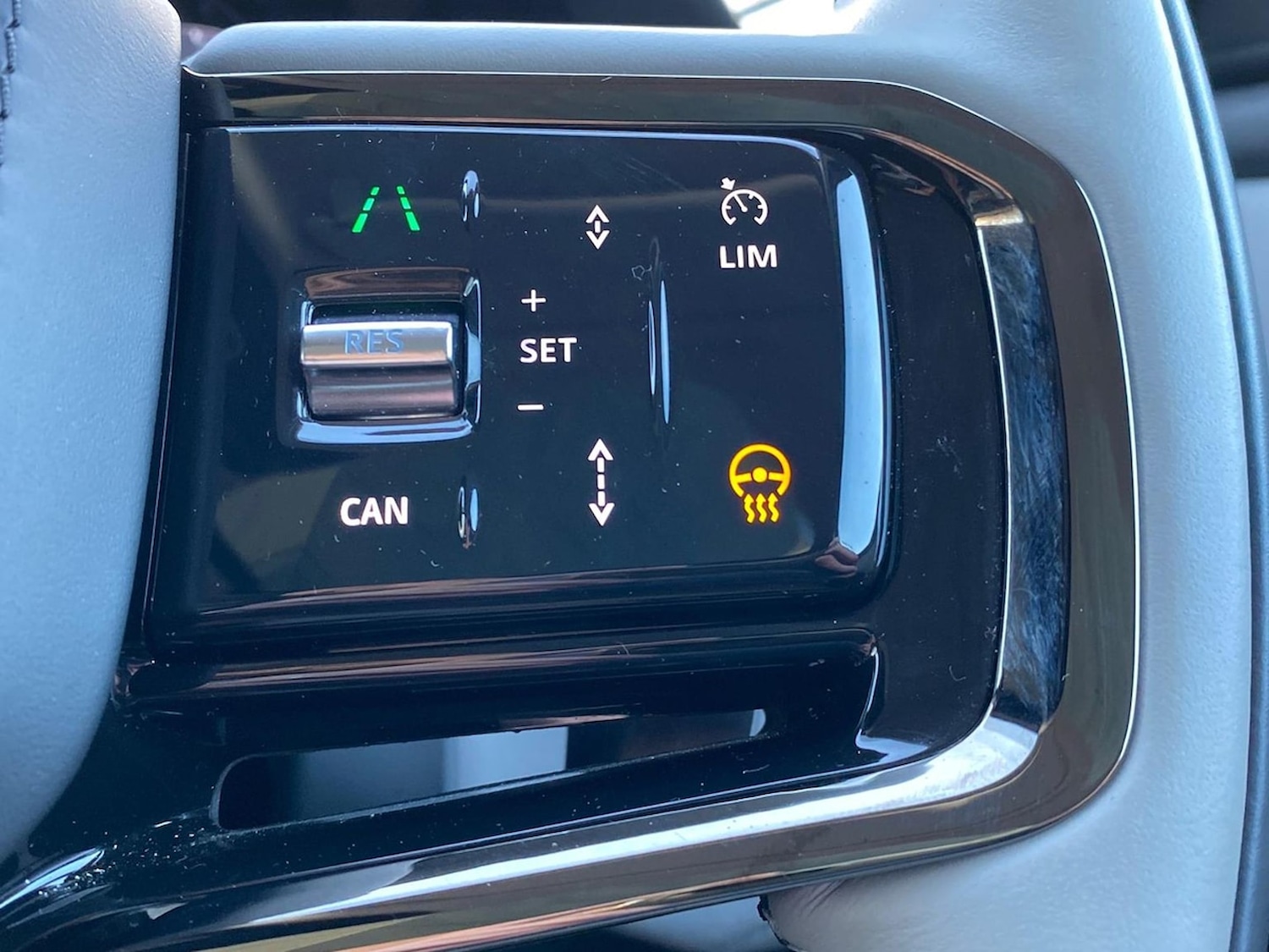 Used Land Rover Range Rover Velar 2024 for sale - 76879723: Photo 30