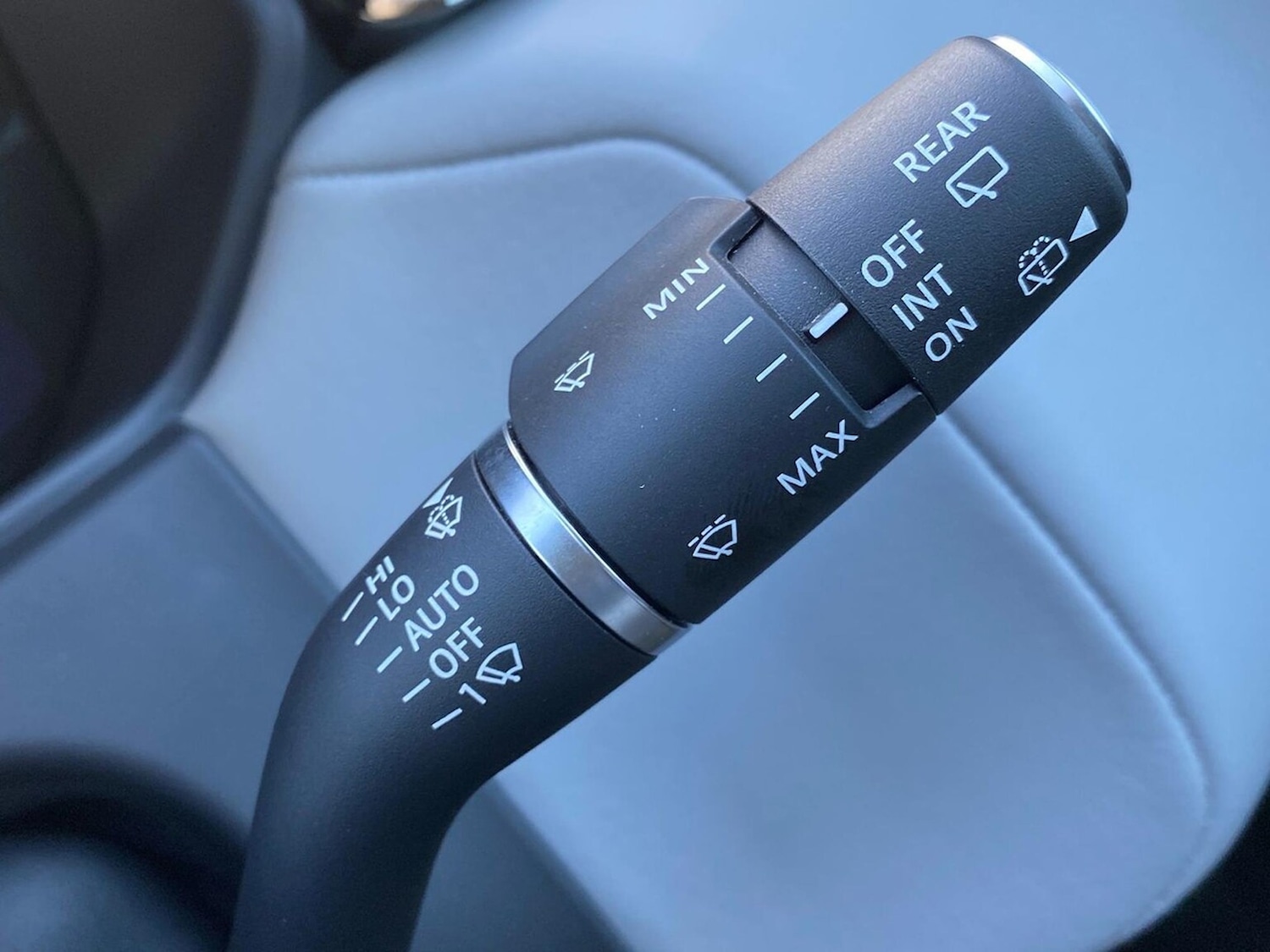 Used Land Rover Range Rover Velar 2024 for sale - 76879723: Photo 31