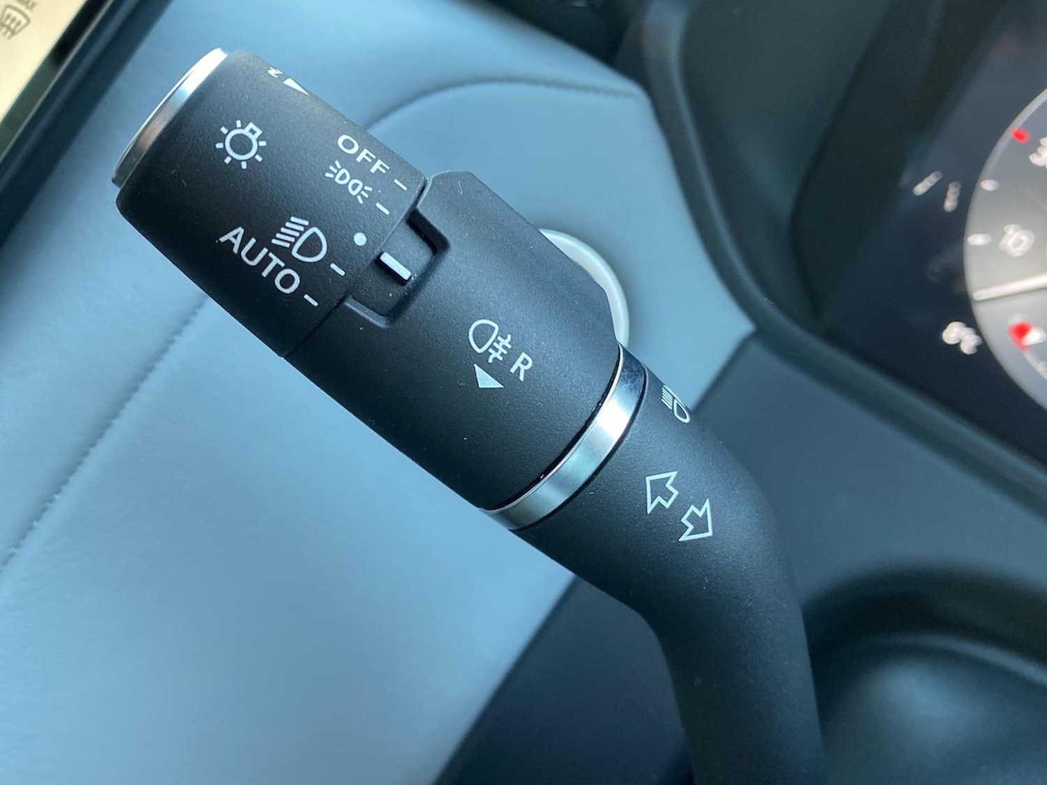 Used Land Rover Range Rover Velar 2024 for sale - 76879723: Photo 32