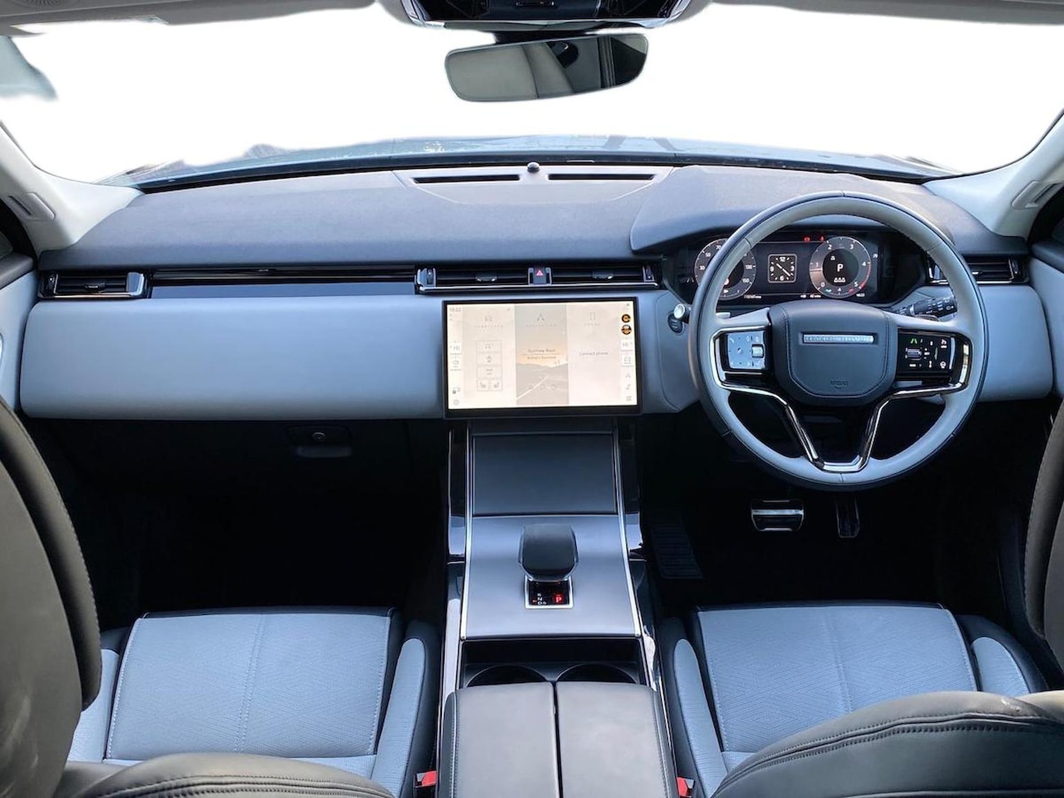 Used Land Rover Range Rover Velar 2024 for sale - 76879723: Photo 9