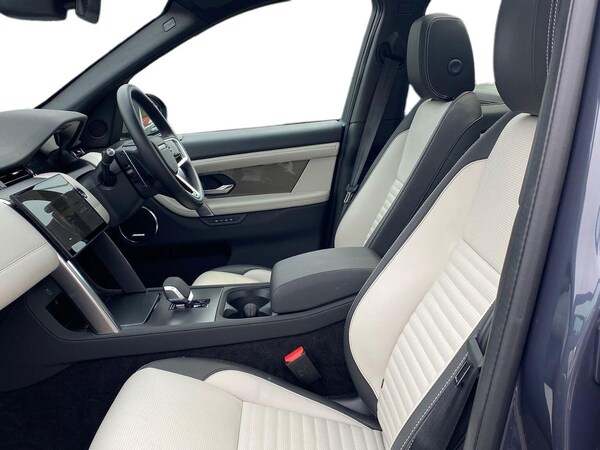 Used Land Rover Discovery Sport 2025 for sale - 76164937: Photo 3