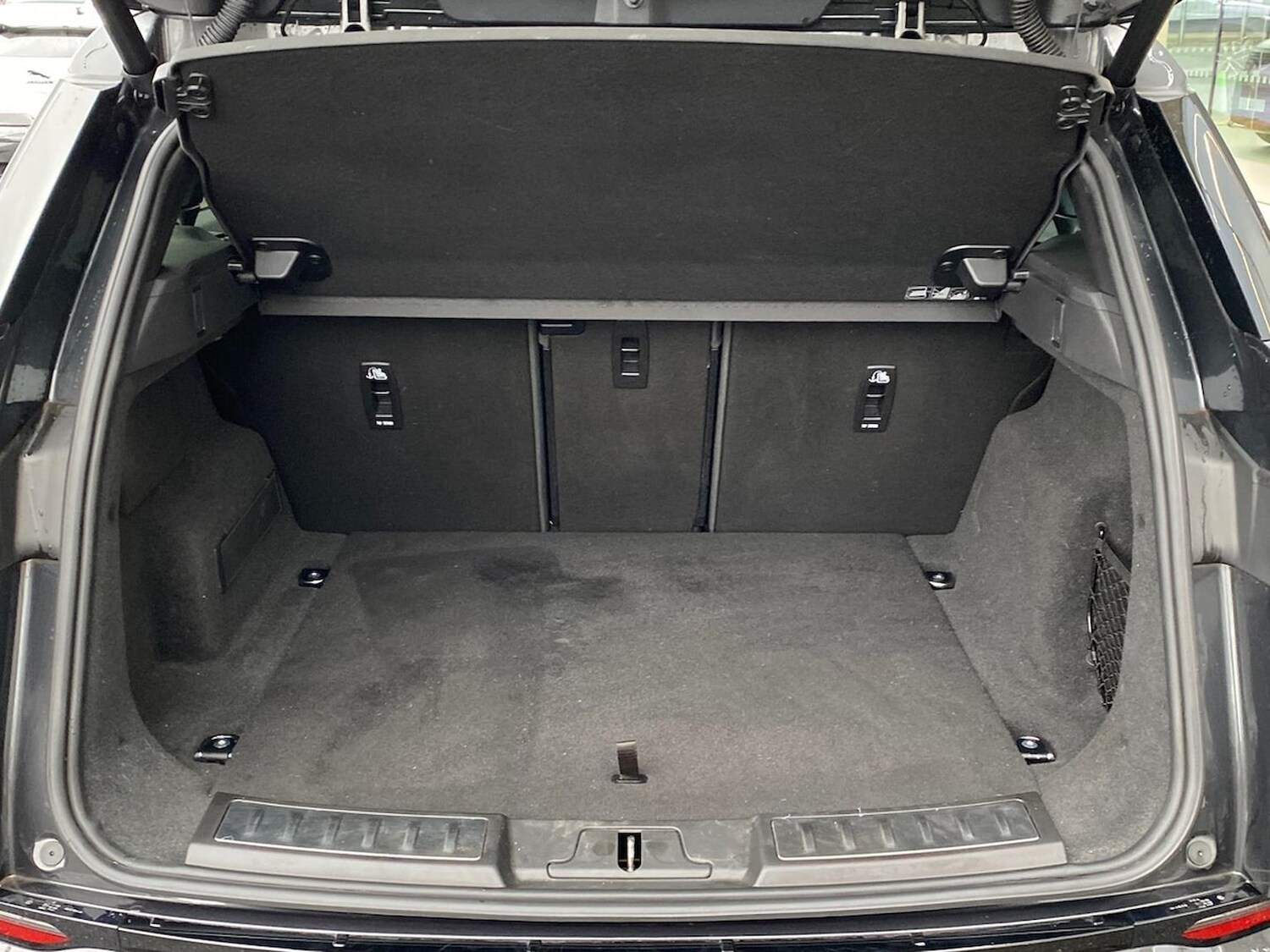 Used Land Rover Range Rover Evoque 2025 for sale - 77487781: Photo 10