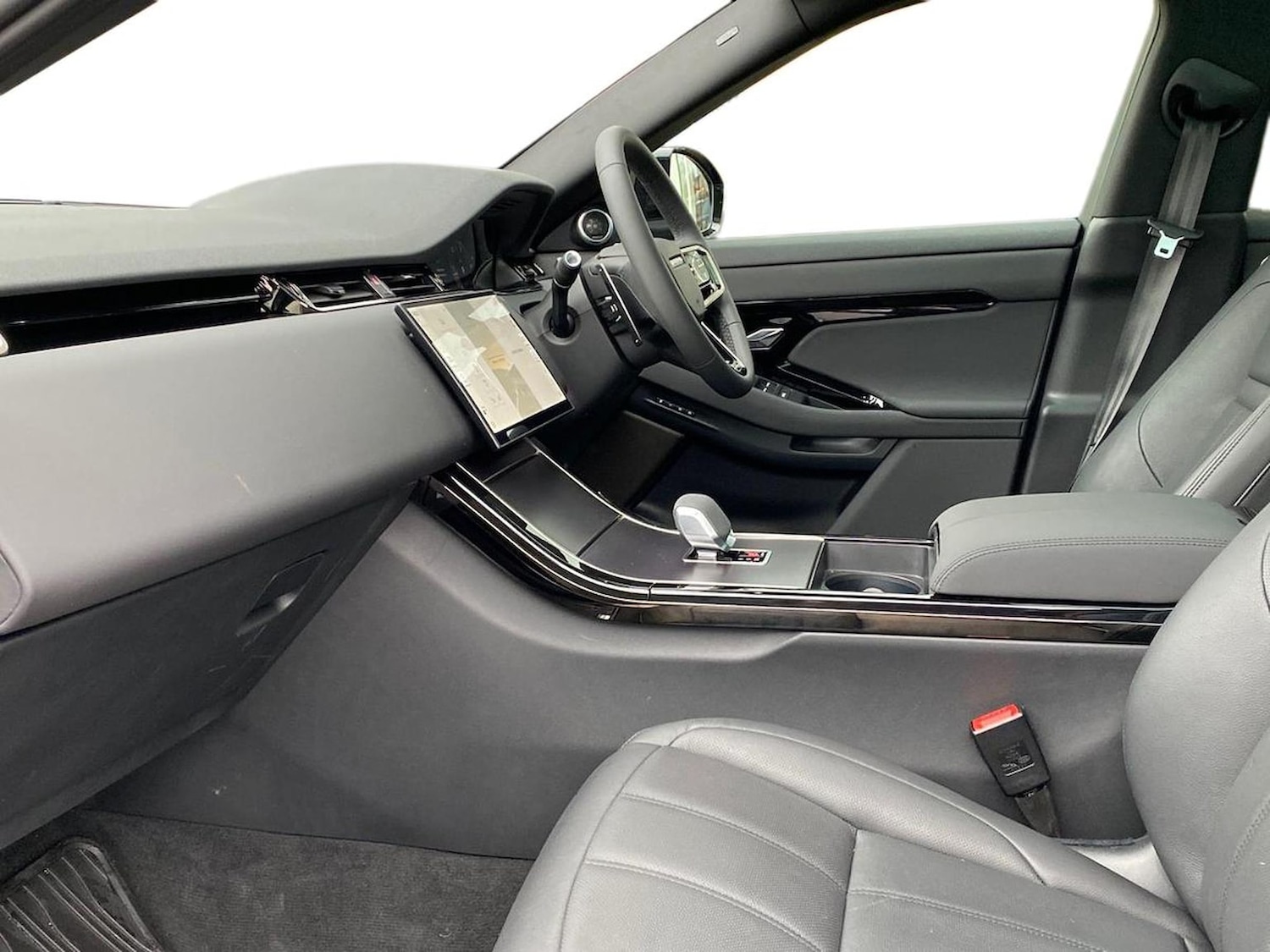 Used Land Rover Range Rover Evoque 2025 for sale - 77487781: Photo 3