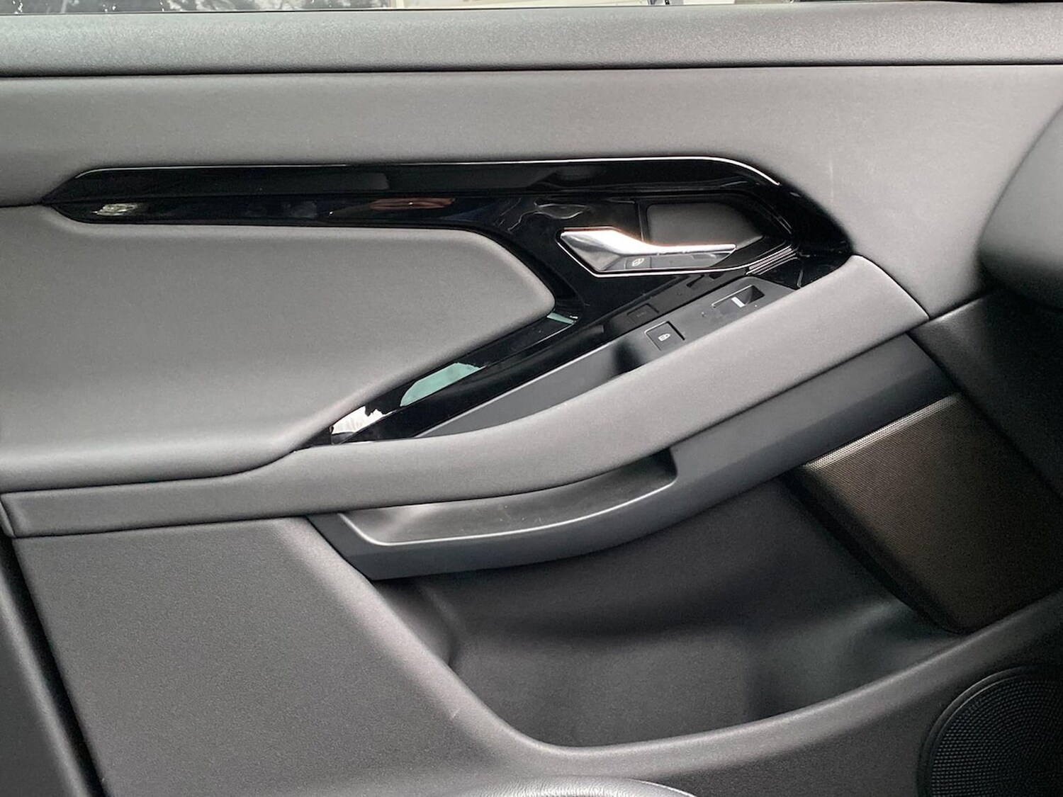 Used Land Rover Range Rover Evoque 2025 for sale - 77487781: Photo 42